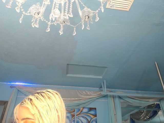 adrianna_fox