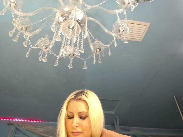 adrianna_fox live cam preview