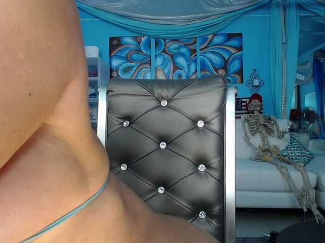 adrianna_fox