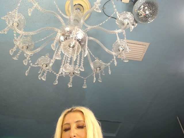 adrianna_fox