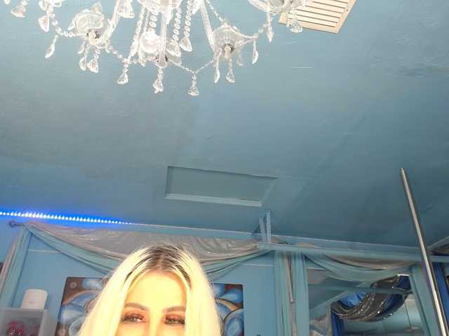 adrianna_fox