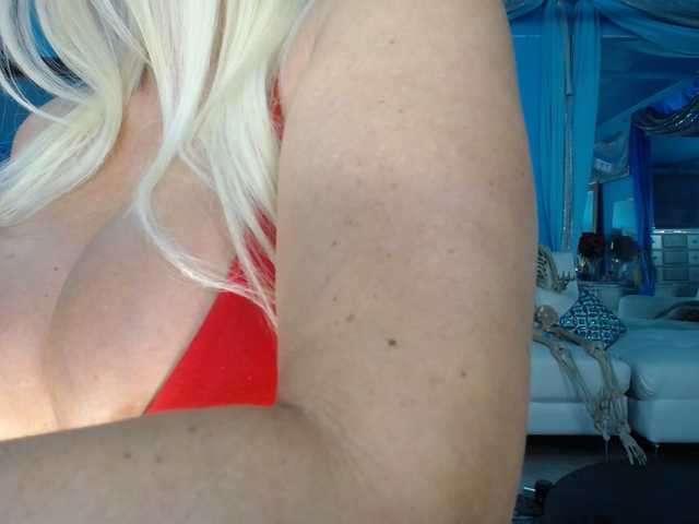 adrianna_fox