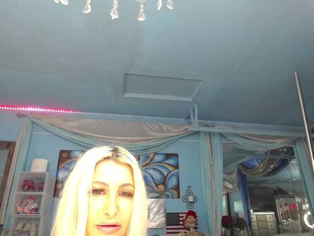 adrianna_fox live cam preview