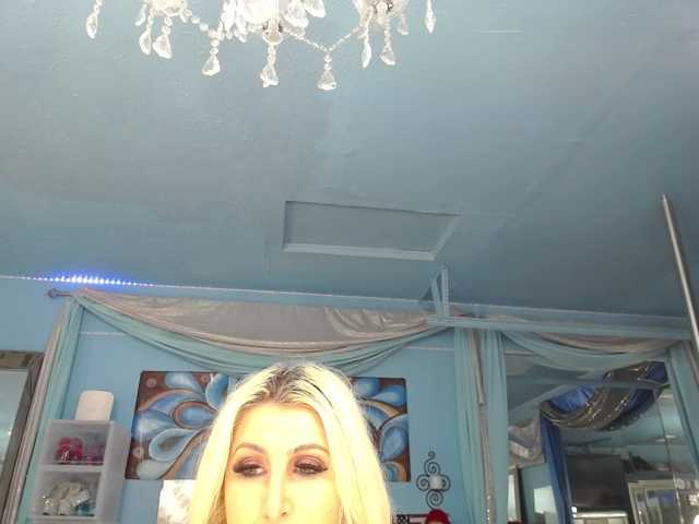 adrianna_fox live cam preview