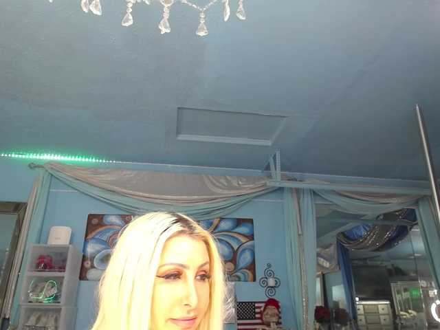 adrianna_fox