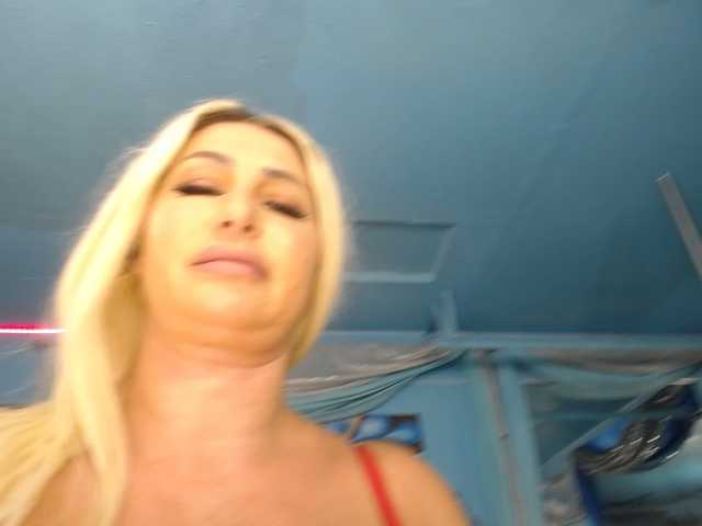 adrianna_fox