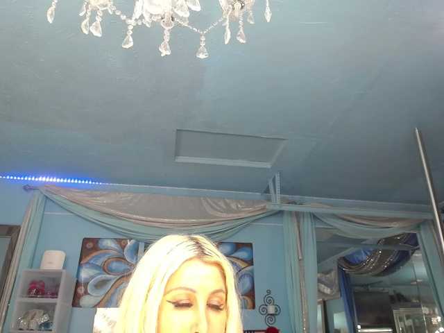 adrianna_fox