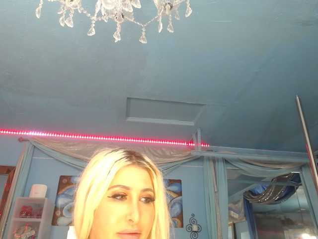 adrianna_fox
