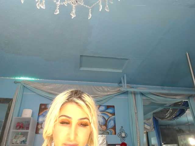 Preview of adrianna_fox