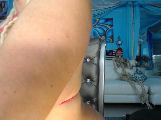 adrianna_fox