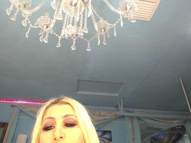 adrianna_fox