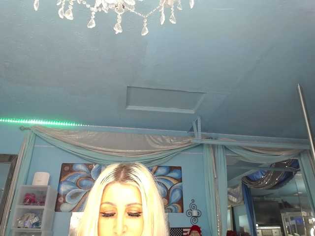 adrianna_fox live cam