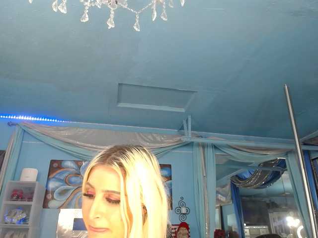 adrianna_fox