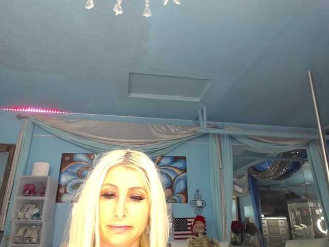 adrianna_fox