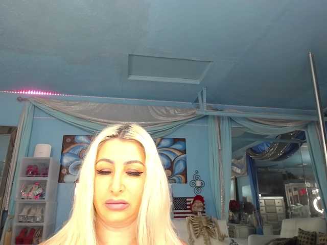 adrianna_fox