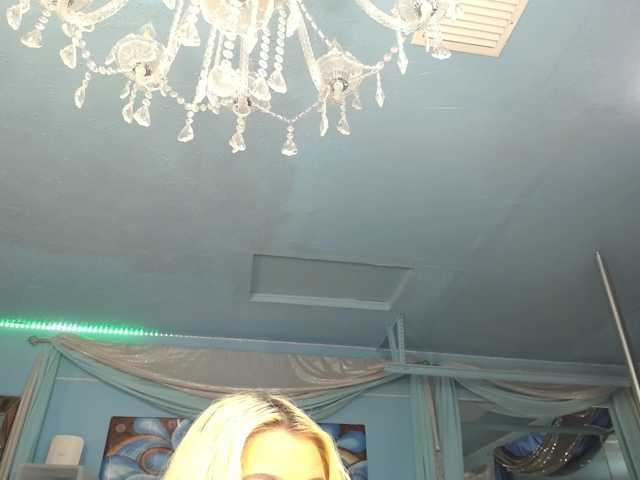adrianna_fox