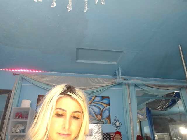 Preview of adrianna_fox