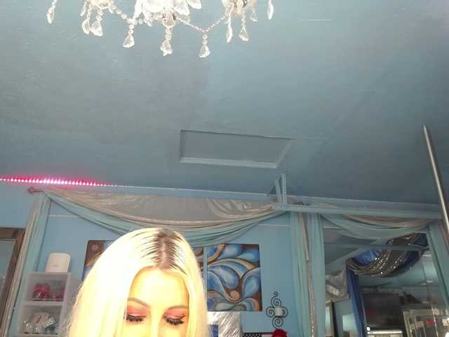 adrianna_fox