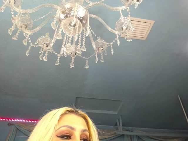 adrianna_fox