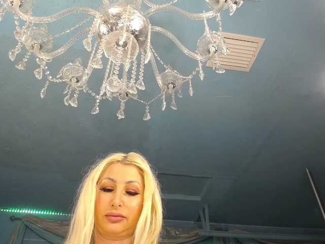 adrianna_fox