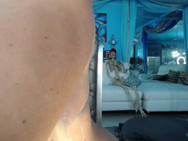 adrianna_fox