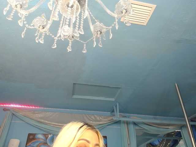 adrianna_fox