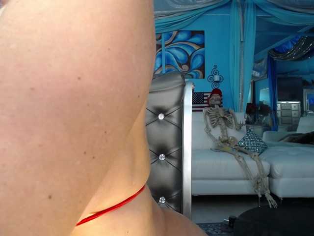 adrianna_fox
