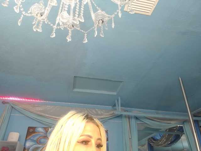 adrianna_fox