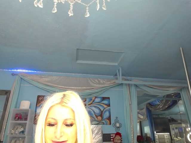 adrianna_fox