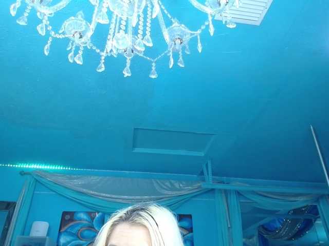 adrianna_fox