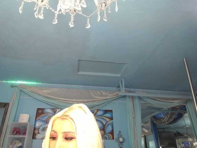 adrianna_fox