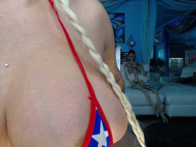 adrianna_fox