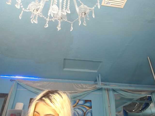 Preview of adrianna_fox