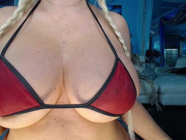 adrianna_fox