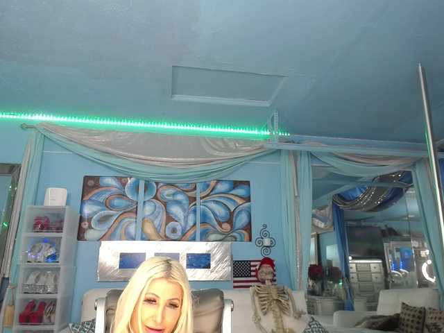 adrianna_fox live cam preview