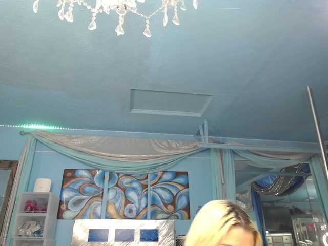 adrianna_fox