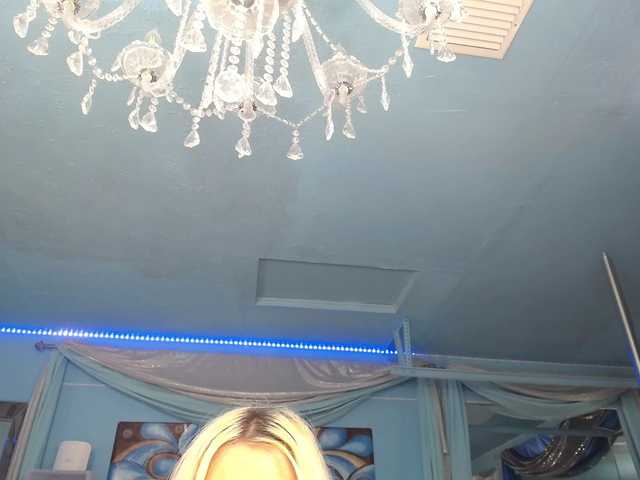 adrianna_fox