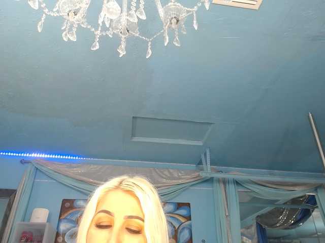 adrianna_fox live sex show