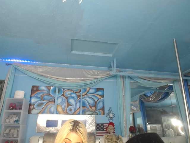 adrianna_fox live sex