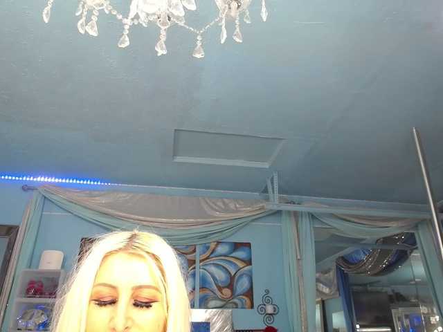 adrianna_fox