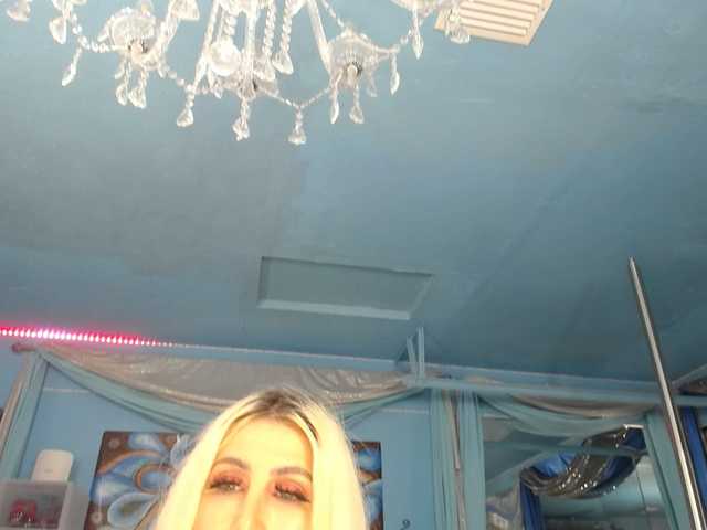 adrianna_fox