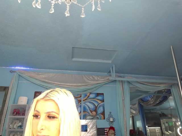 adrianna_fox live cam preview