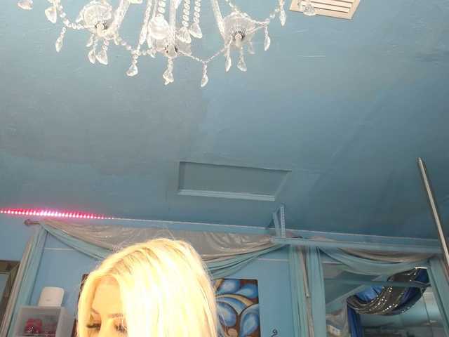 Preview of adrianna_fox
