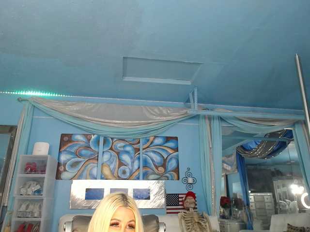 adrianna_fox