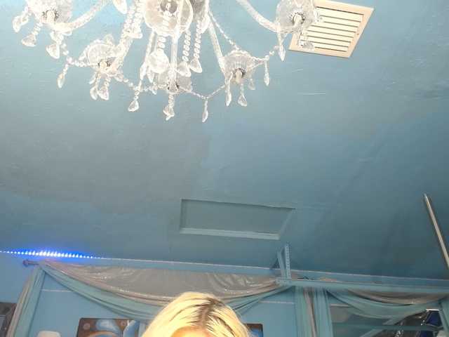 adrianna_fox