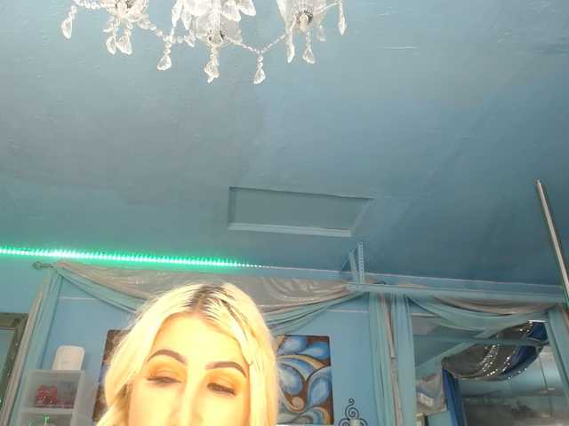 adrianna_fox
