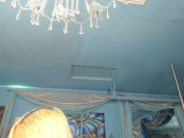 adrianna_fox live cam on BongaCams