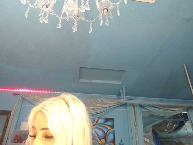 adrianna_fox