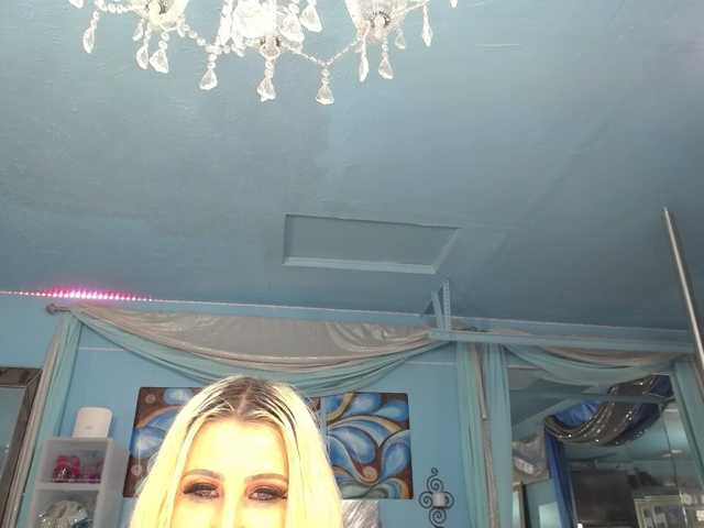 adrianna_fox