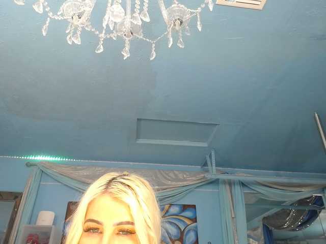 adrianna_fox